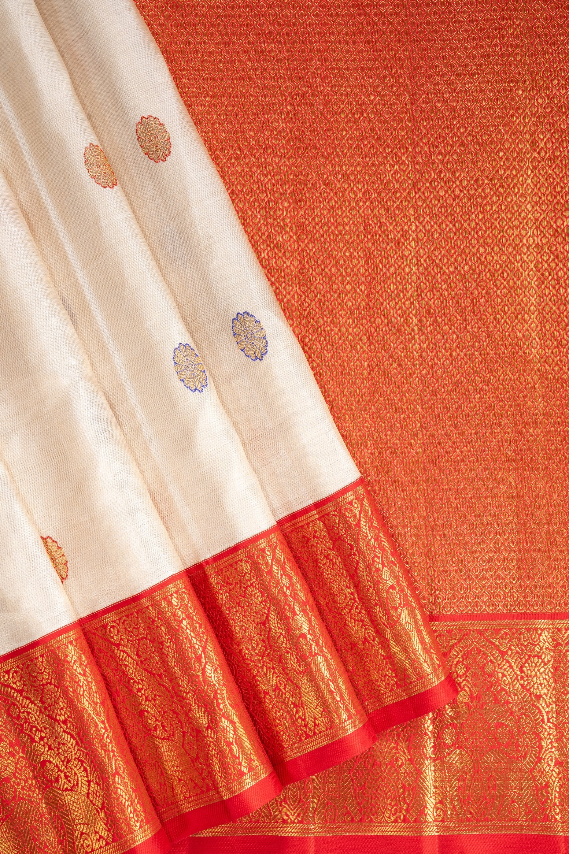 Hansini Kanjivaram Silk Saree – MHWZ39