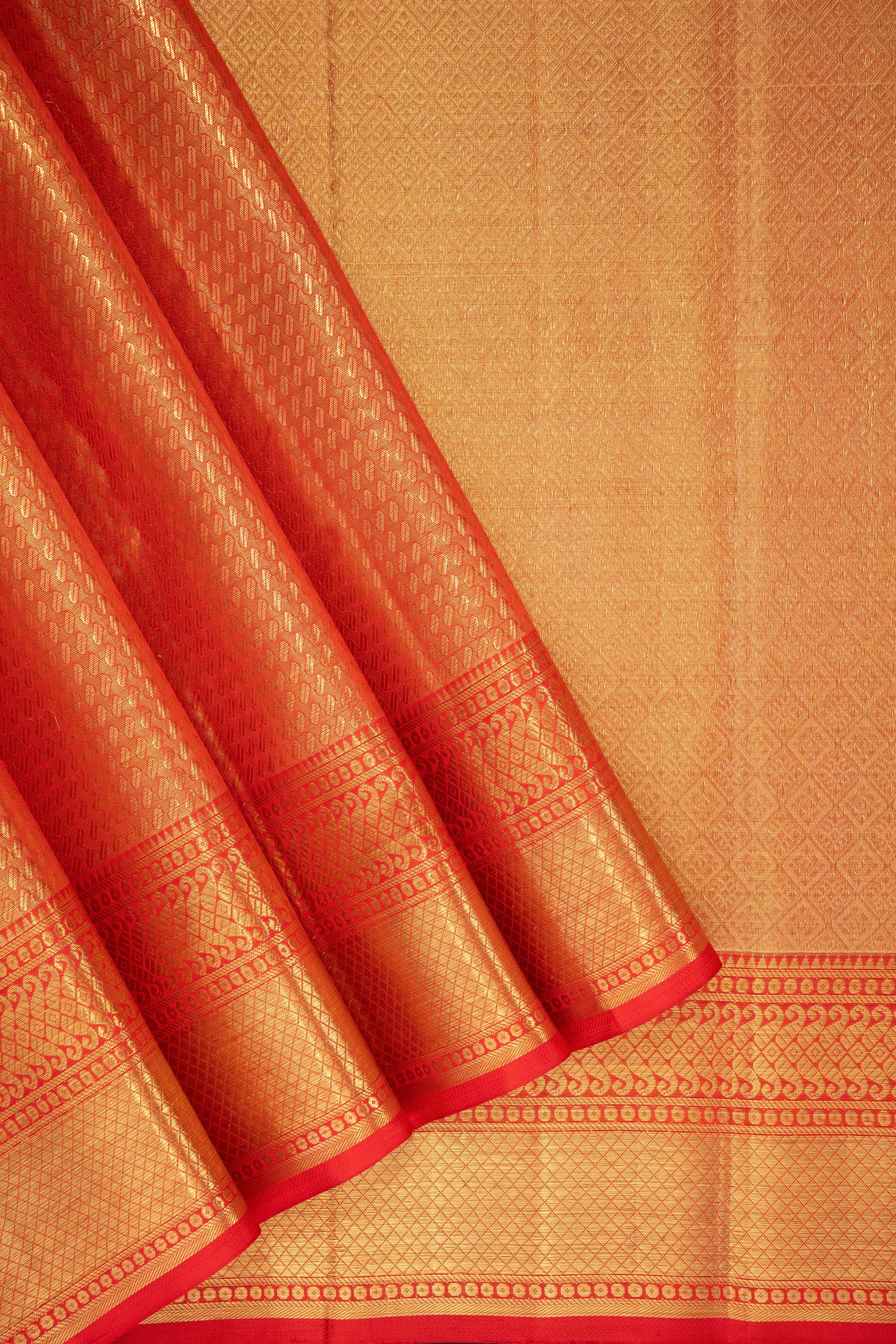 Harini Kanjivaram Silk Saree – MHBR24